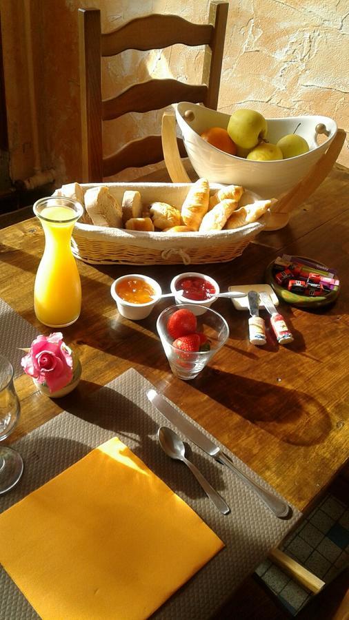 Auberge Du Relais D'Auniac Гурдон-ан-Карси Екстериор снимка