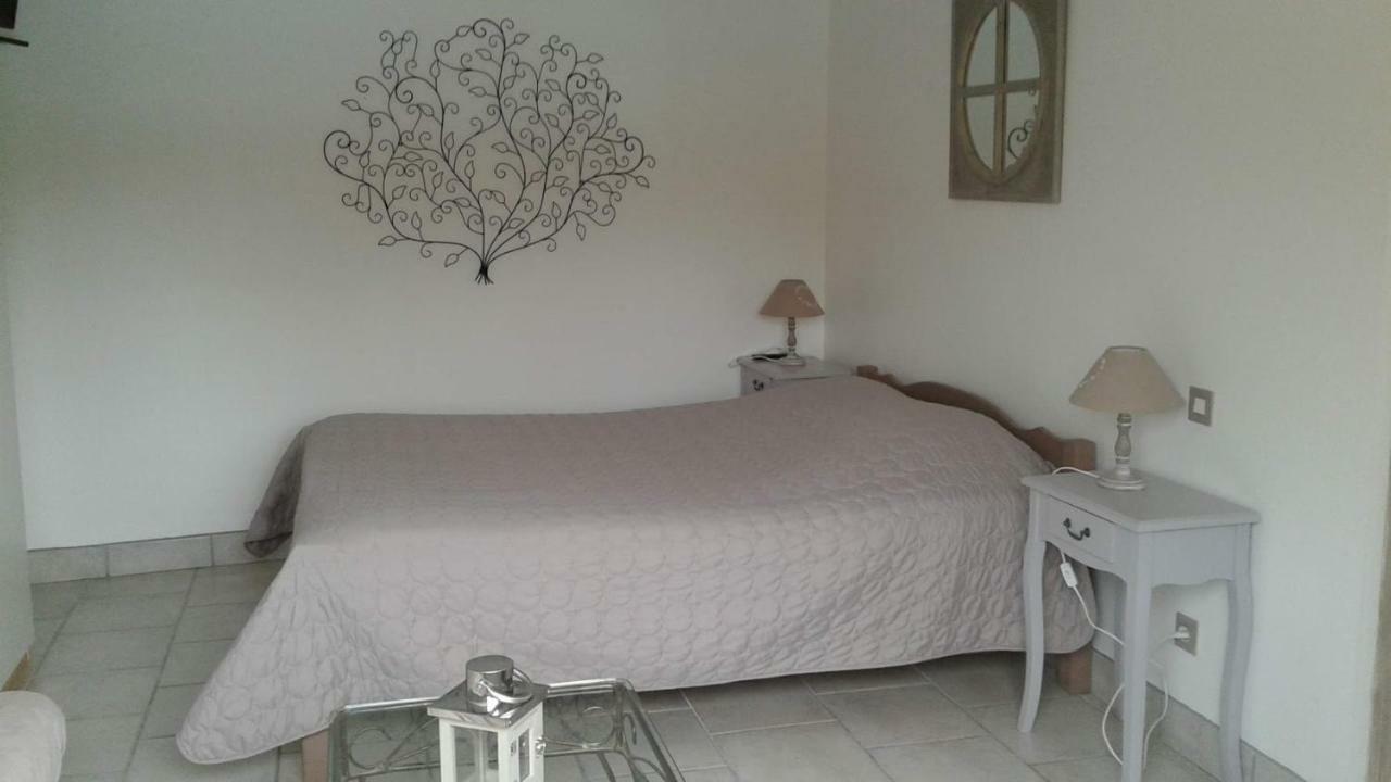 Auberge Du Relais D'Auniac Гурдон-ан-Карси Екстериор снимка