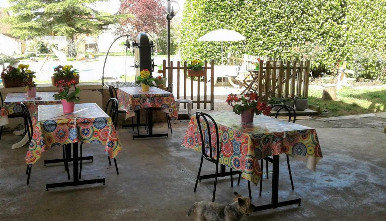 Auberge Du Relais D'Auniac Гурдон-ан-Карси Екстериор снимка